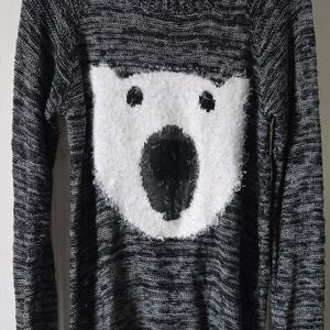 New Directions Big Kids Polar Bear Sweater NWOT